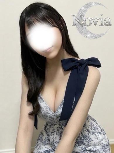 月城 れな